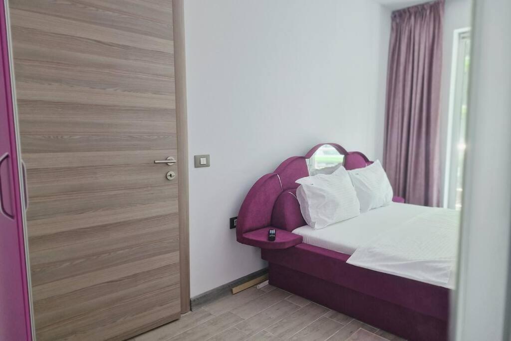 Nasty 24 Aparthotel Pool & Spa Mamaia Nord Năvodari Buitenkant foto