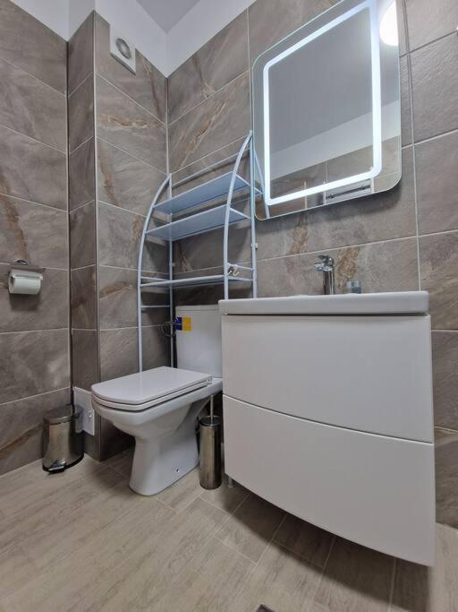 Nasty 24 Aparthotel Pool & Spa Mamaia Nord Năvodari Buitenkant foto