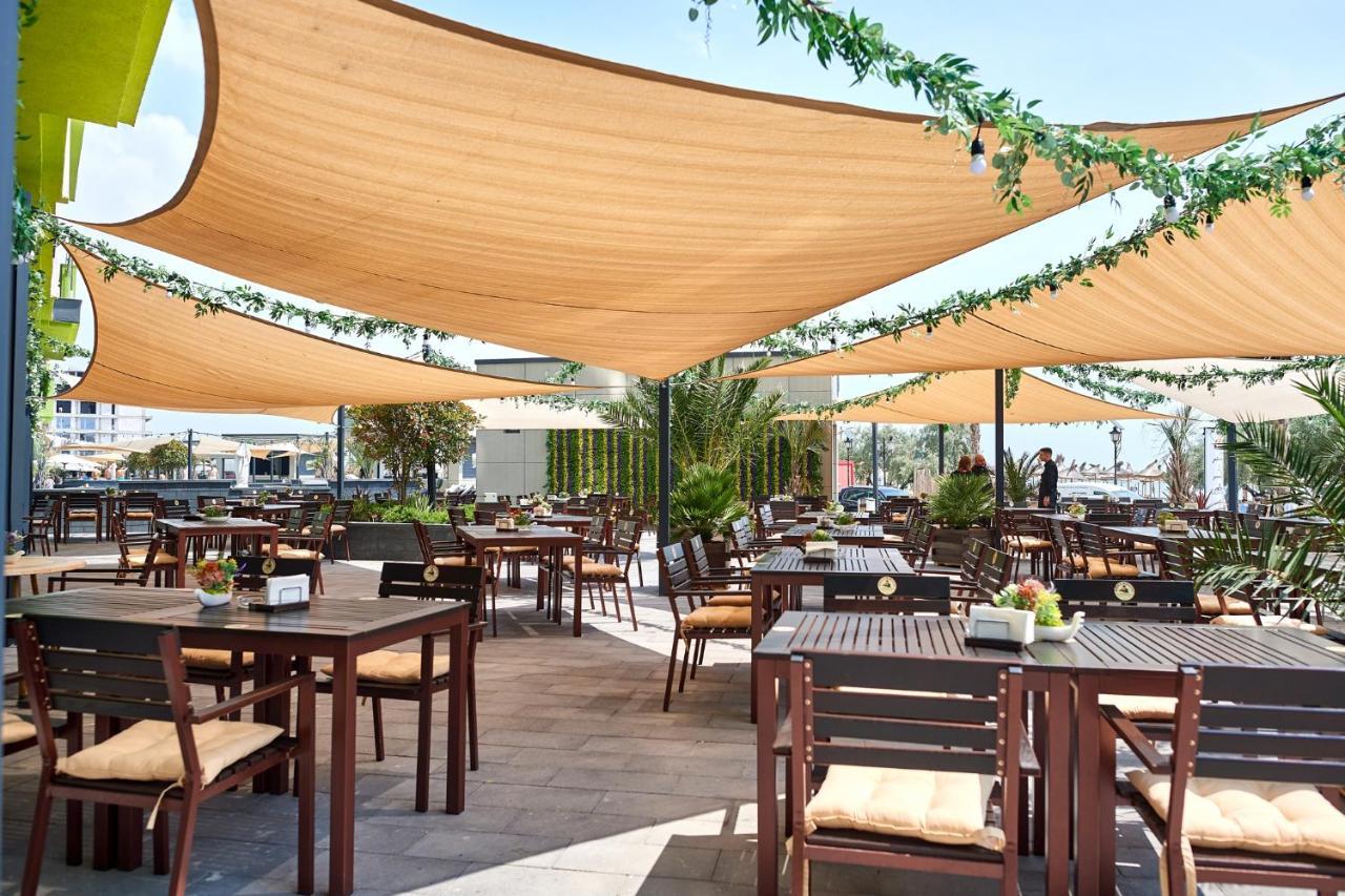 Nasty 24 Aparthotel Pool & Spa Mamaia Nord Năvodari Buitenkant foto