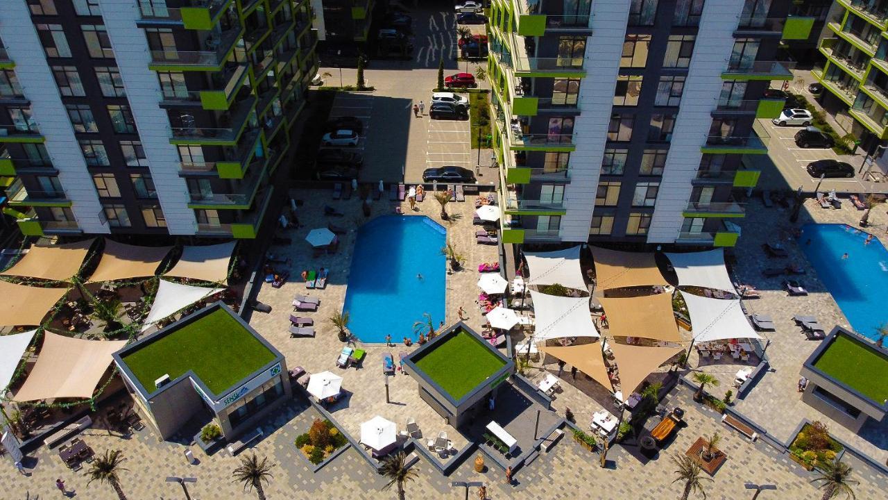 Nasty 24 Aparthotel Pool & Spa Mamaia Nord Năvodari Buitenkant foto